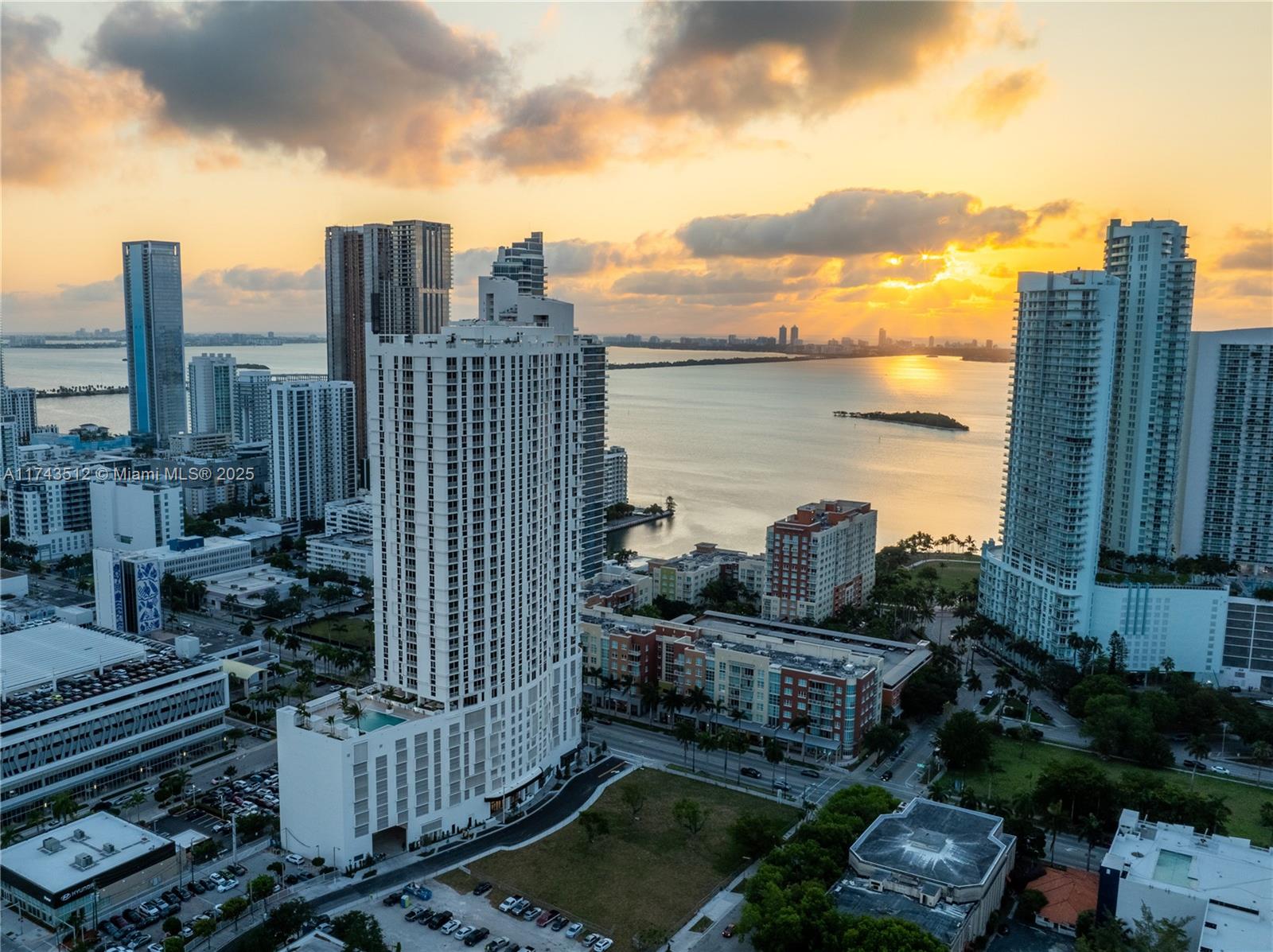 CORAL PARK - Residential Lease