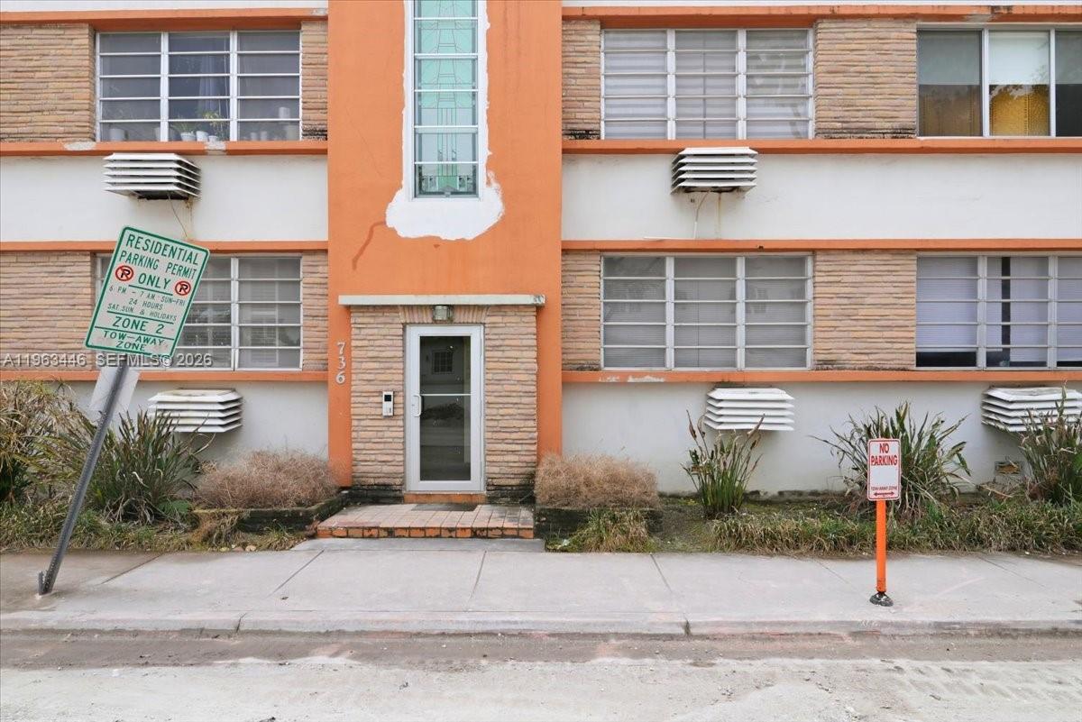 PARK CORNER CONDO - Residential