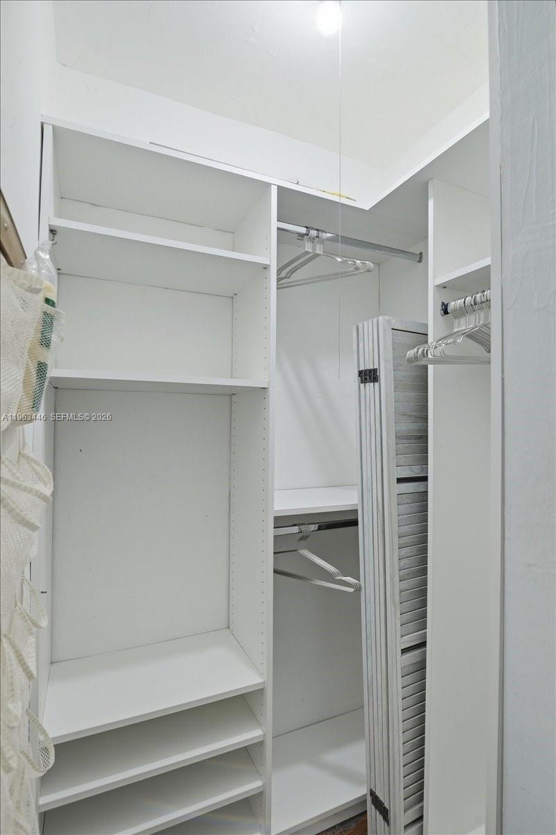 PARK CORNER CONDO - Residential