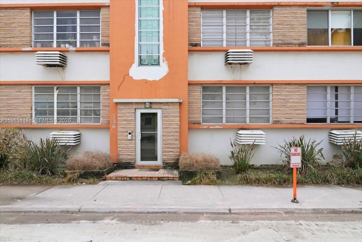 PARK CORNER CONDO - Residential