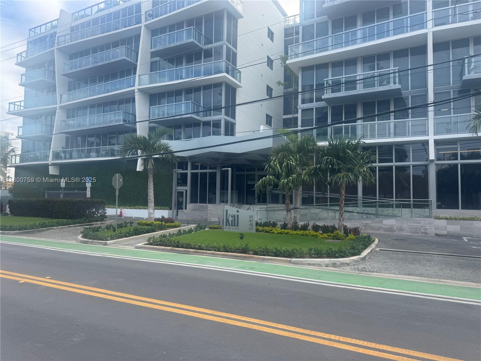 9940 W Bay Harbor Dr 3A-N