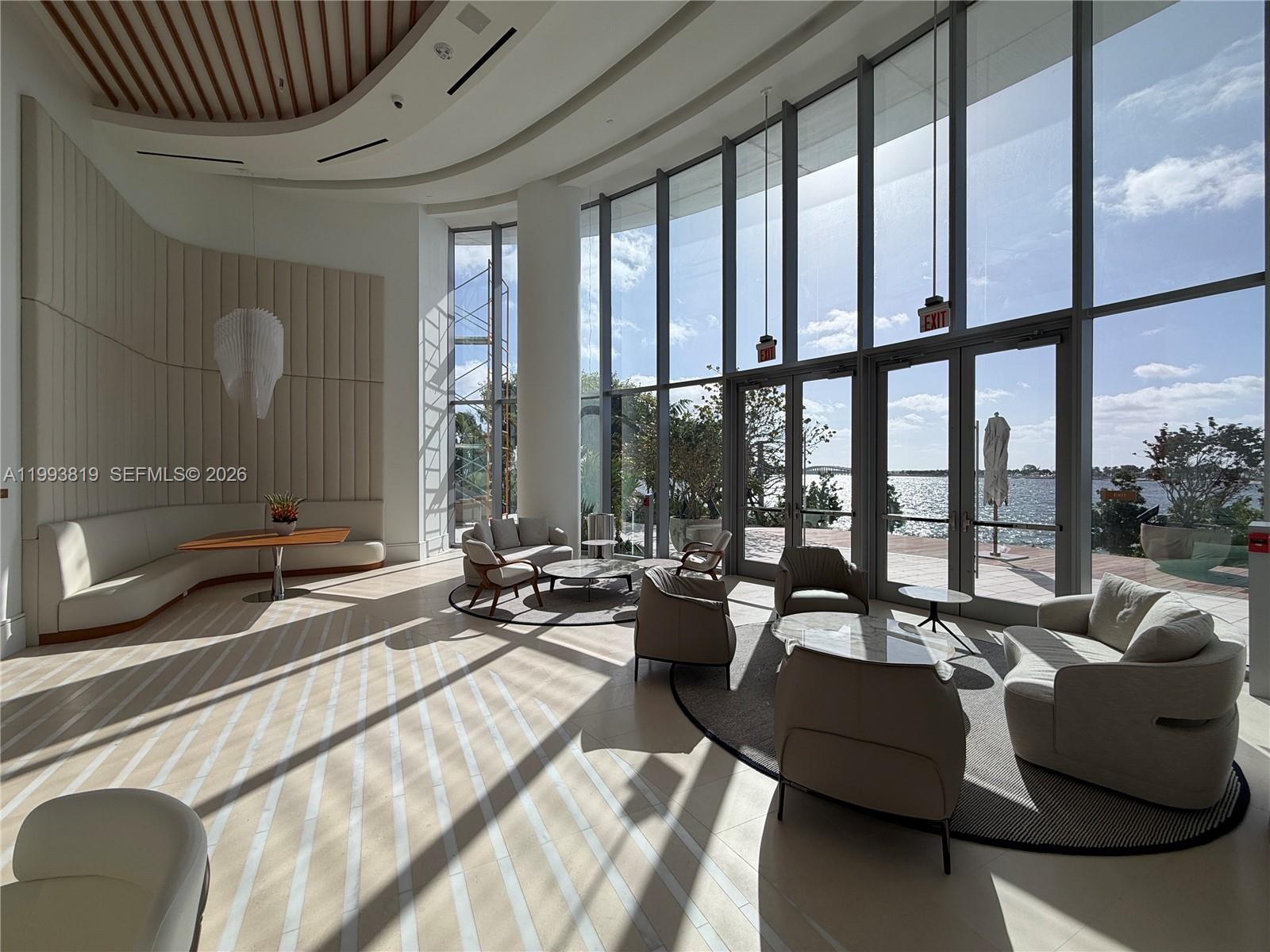 UNA Residences - Residential