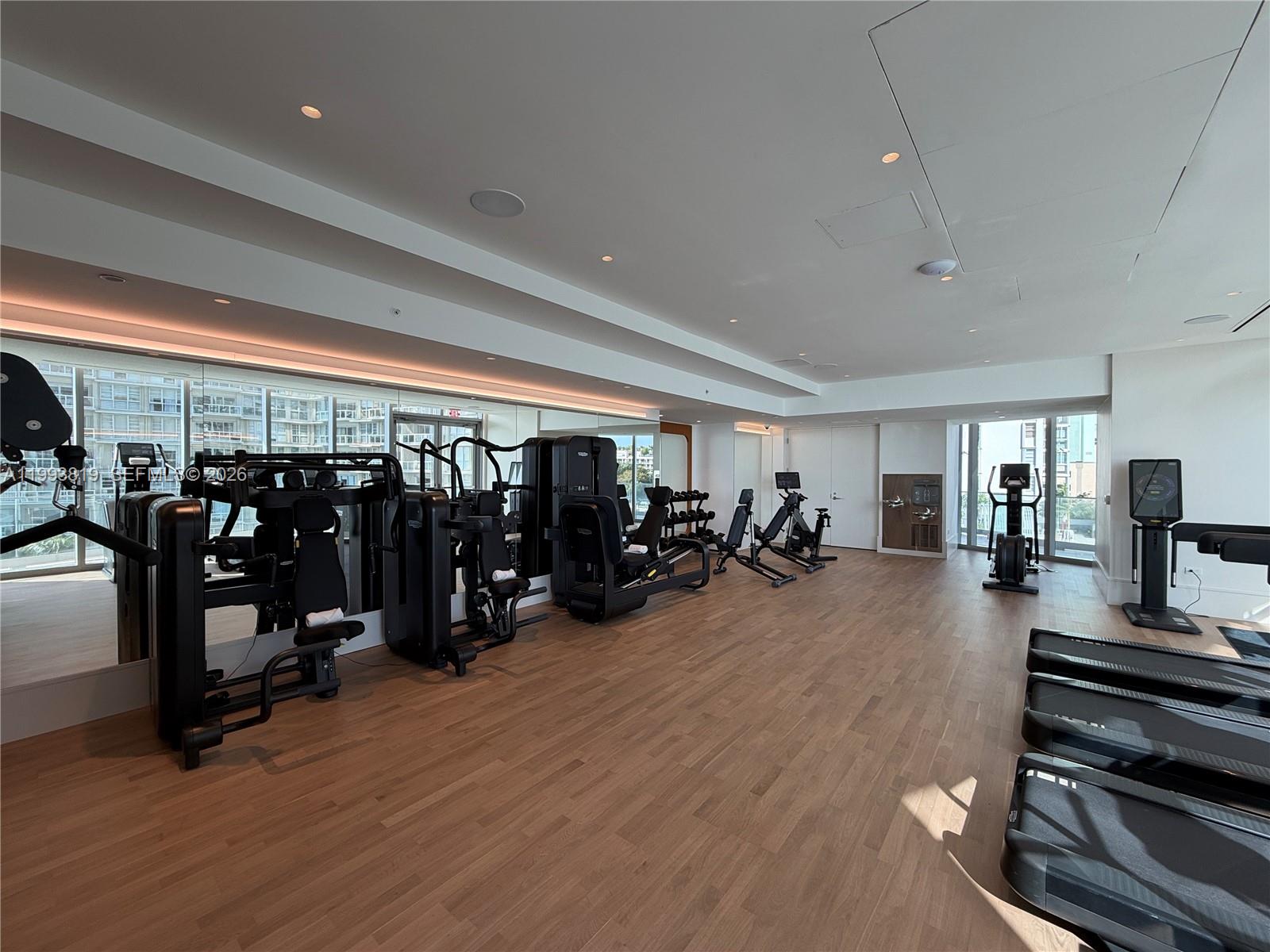 UNA Residences - Residential