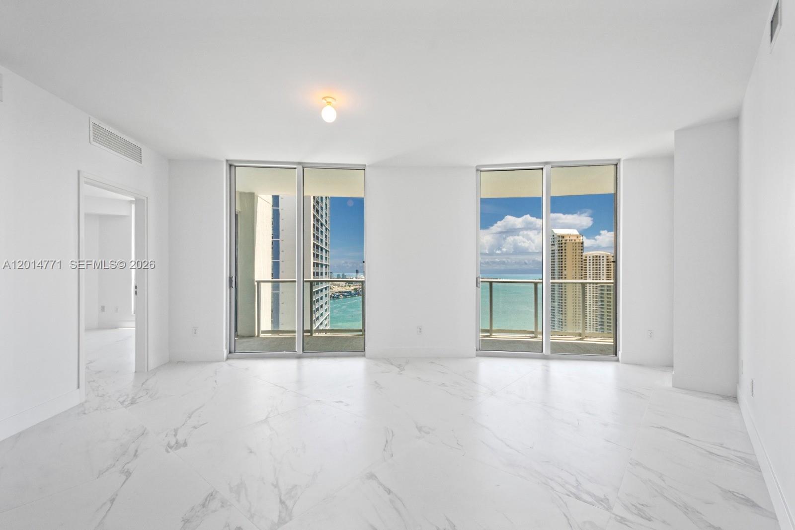 MET 1 CONDO - Residential Lease