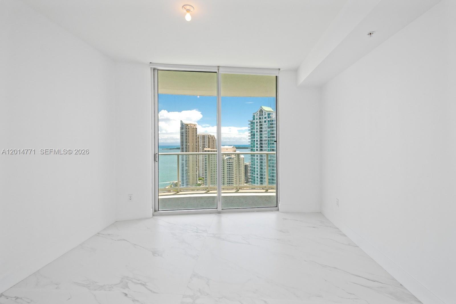 MET 1 CONDO - Residential Lease