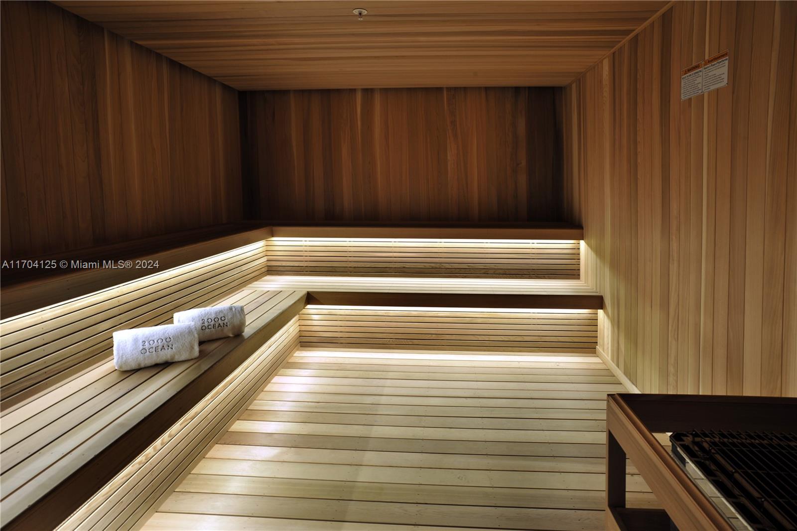 2000 Ocean - Residential