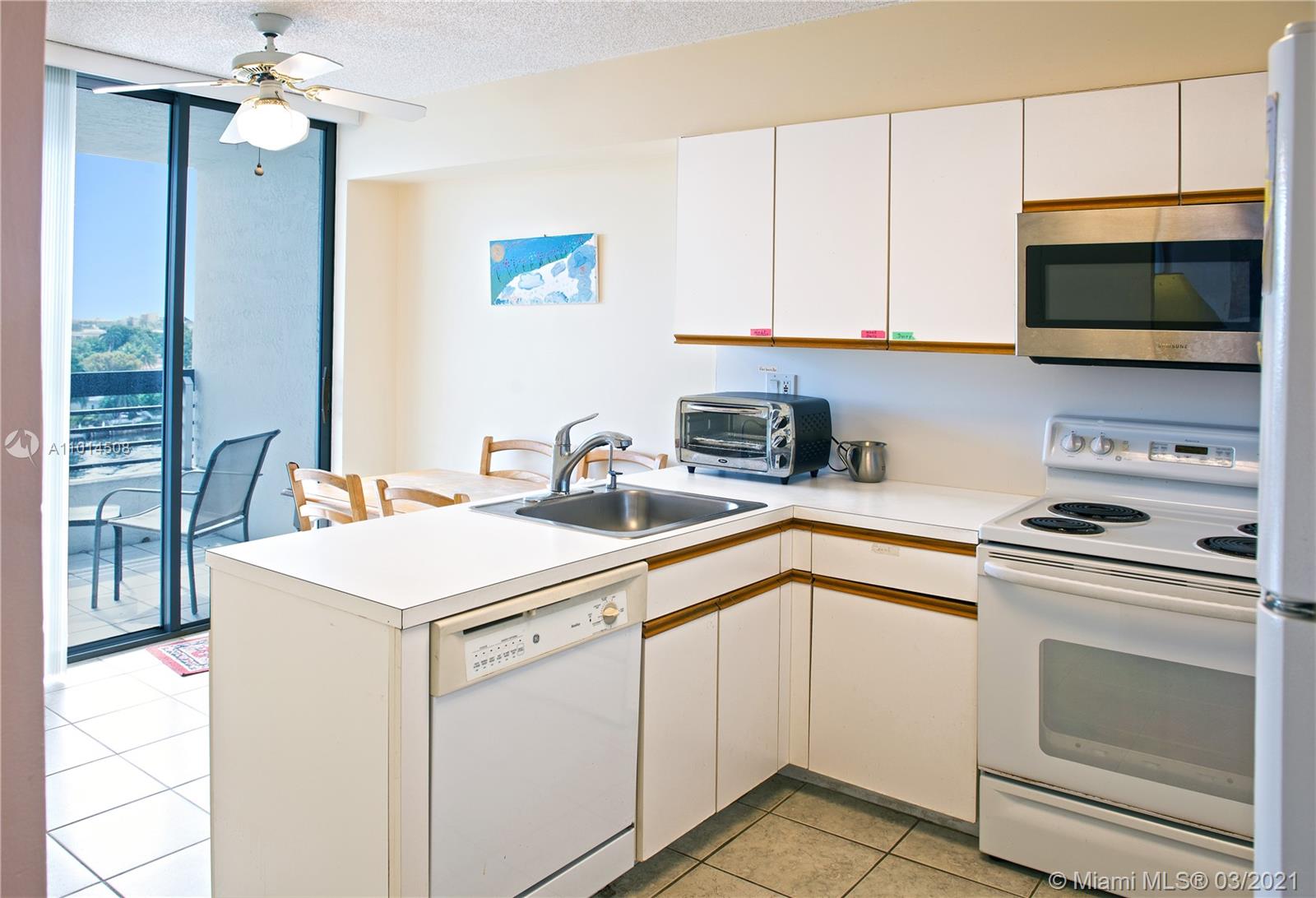 MYSTIC POINTE CONDO NO TW - Residential