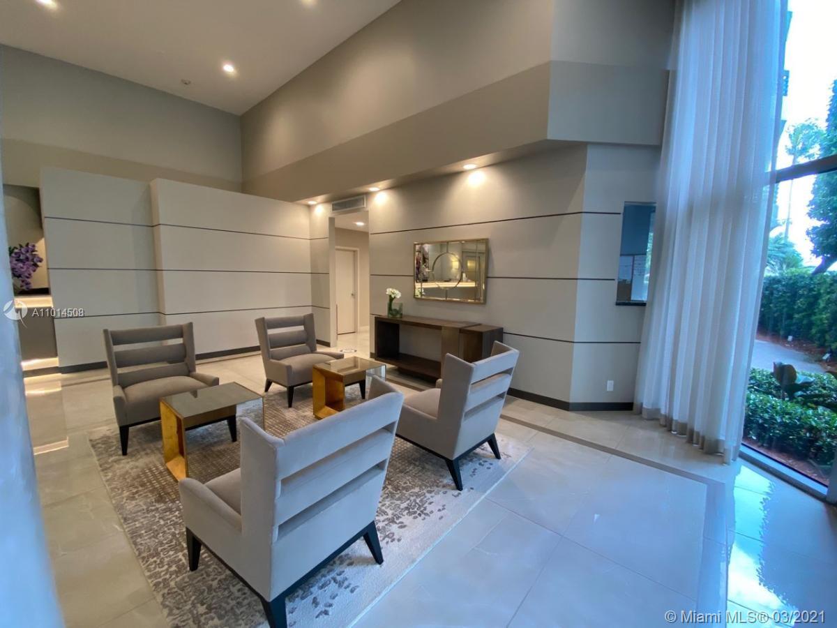 MYSTIC POINTE CONDO NO TW - Residential