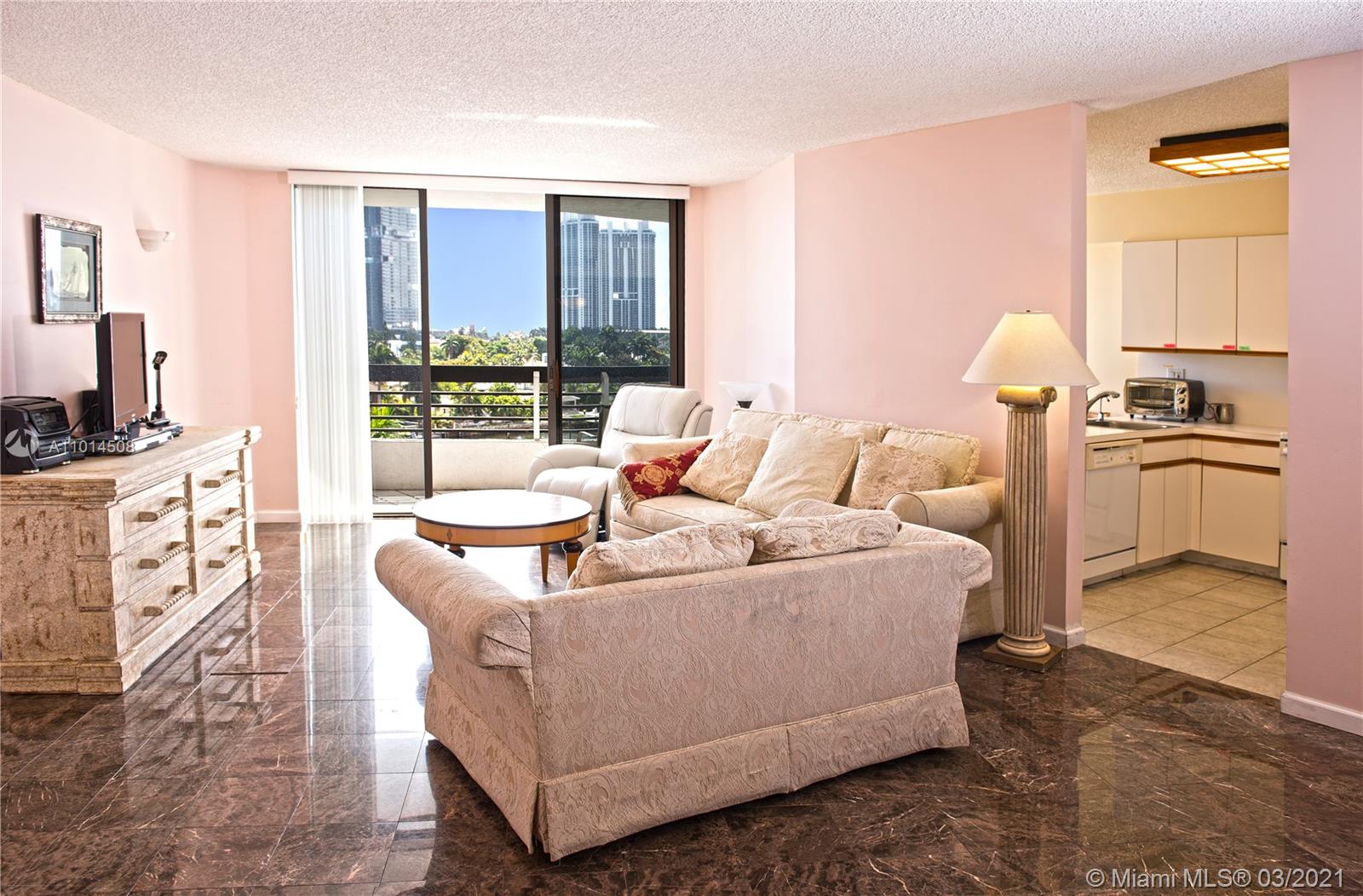 MYSTIC POINTE CONDO NO TW - Residential