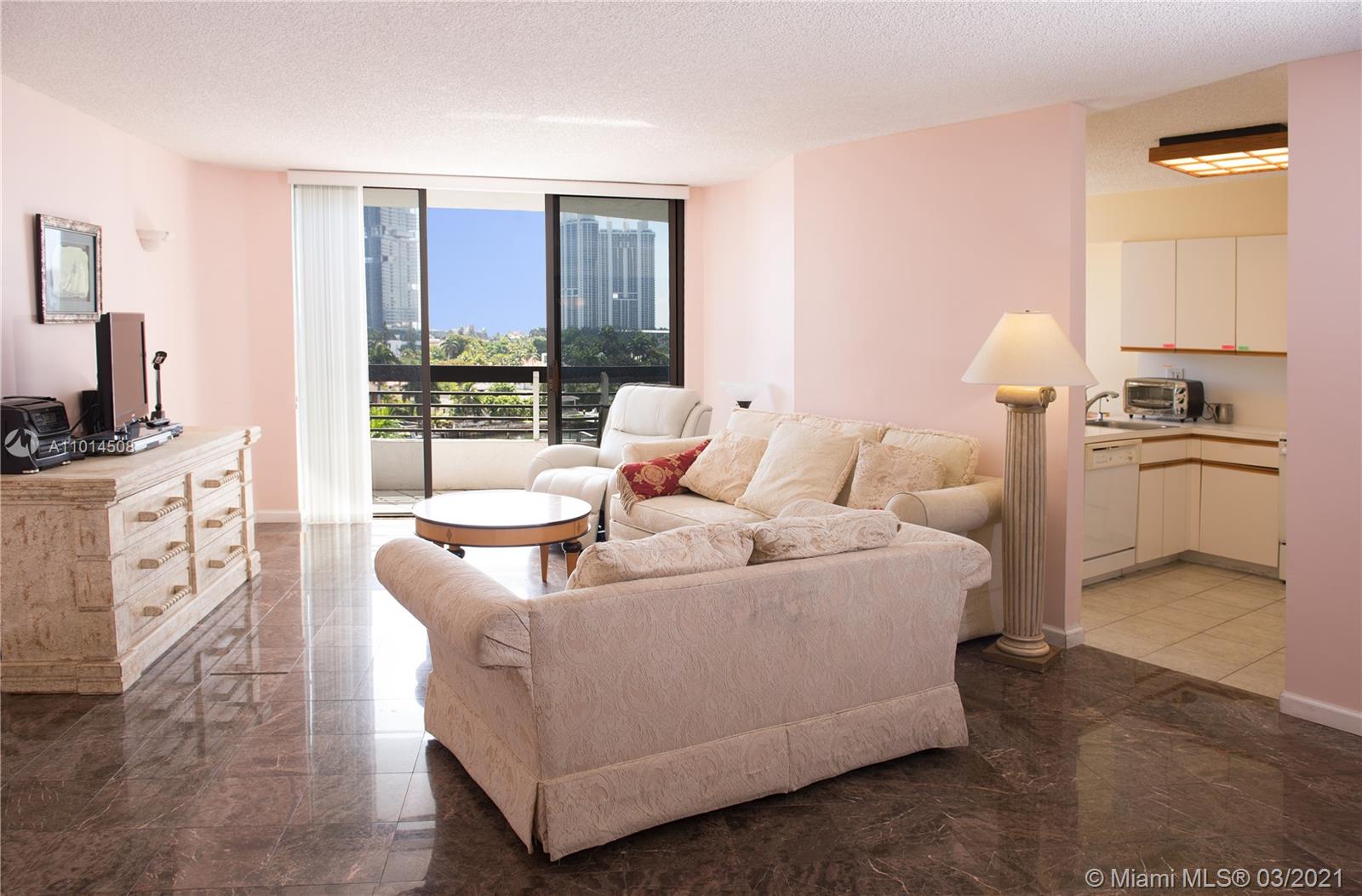 MYSTIC POINTE CONDO NO TW - Residential