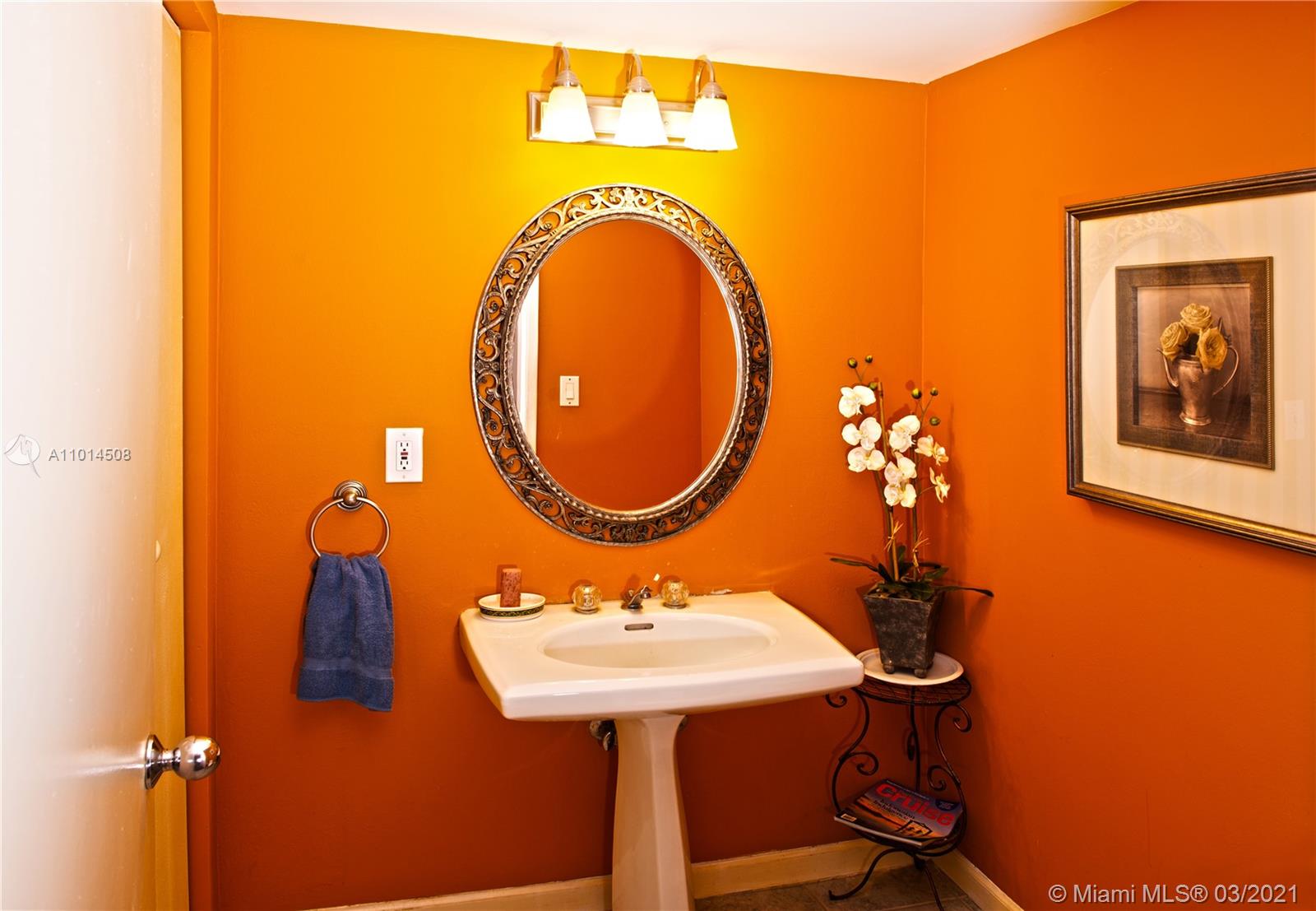 MYSTIC POINTE CONDO NO TW - Residential