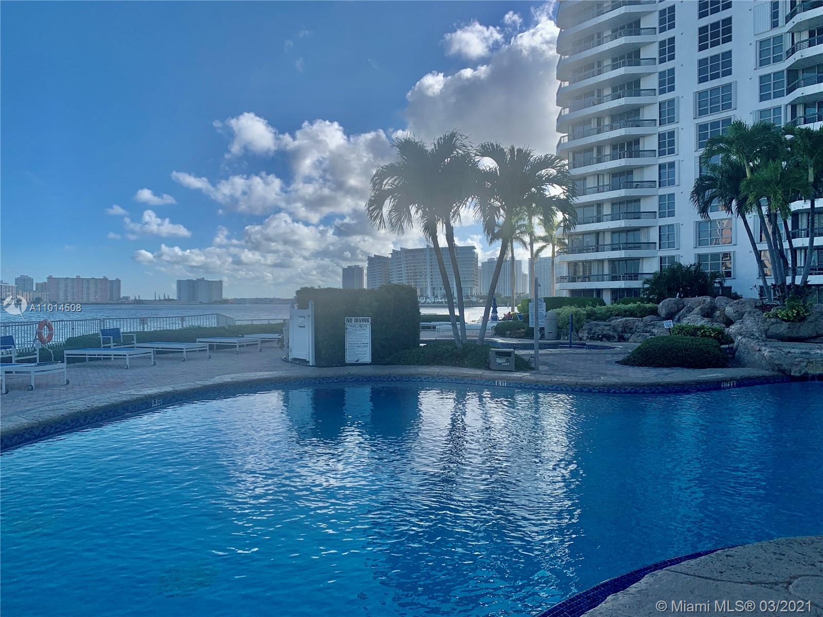 MYSTIC POINTE CONDO NO TW - Residential