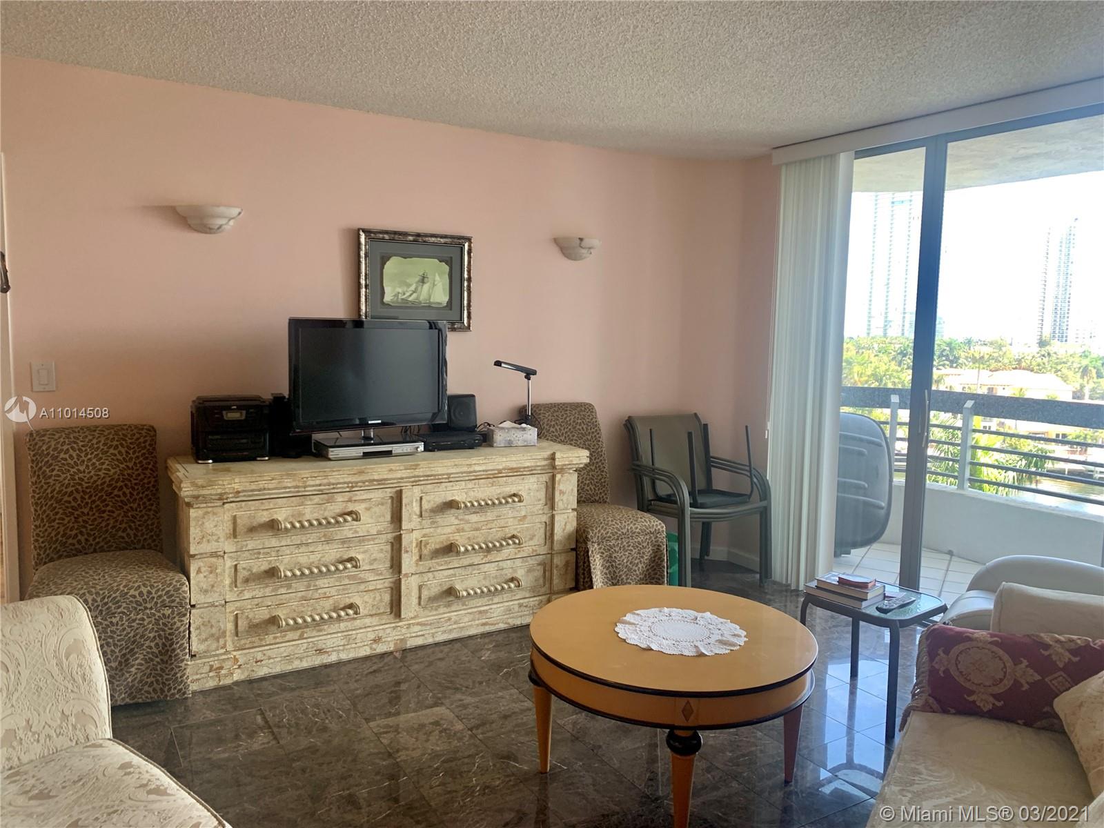 MYSTIC POINTE CONDO NO TW - Residential