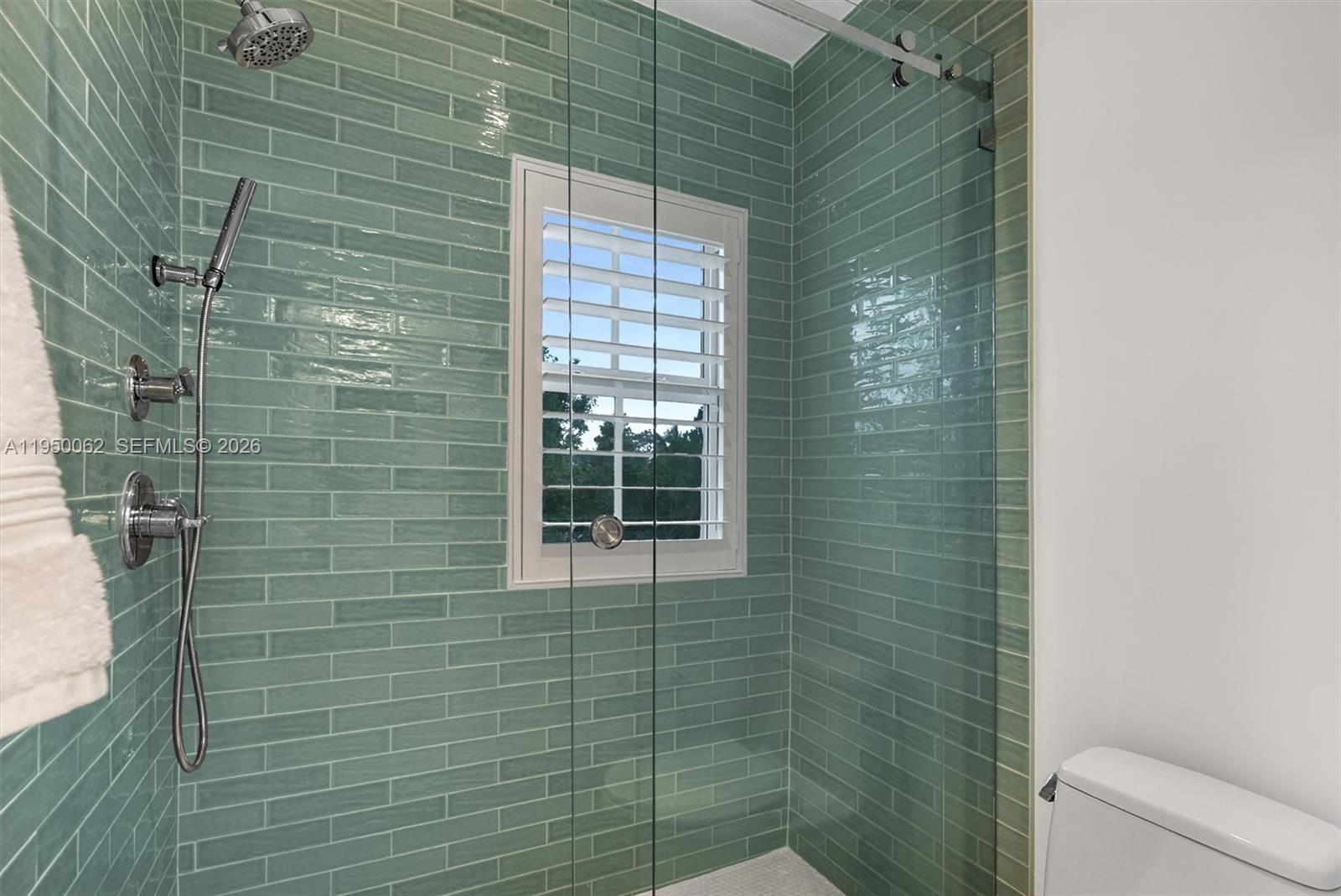 MATE OCEAN BAY SUBD SEC 1 - Residential