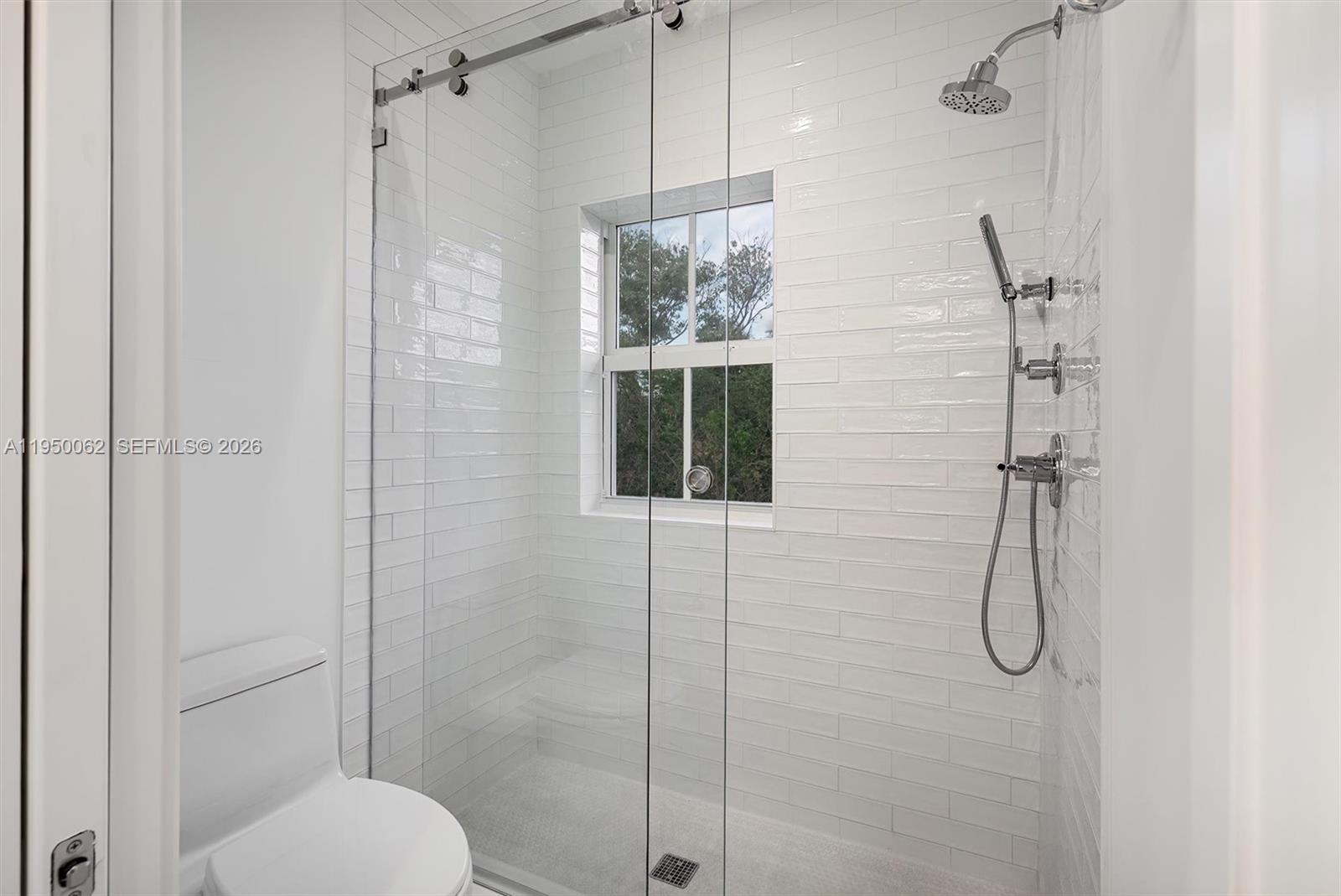 MATE OCEAN BAY SUBD SEC 1 - Residential