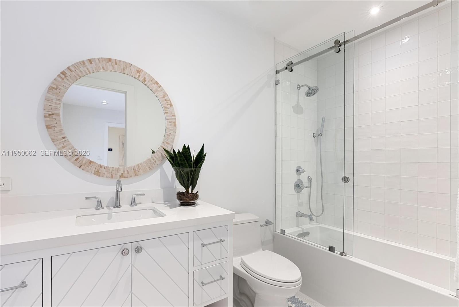 MATE OCEAN BAY SUBD SEC 1 - Residential