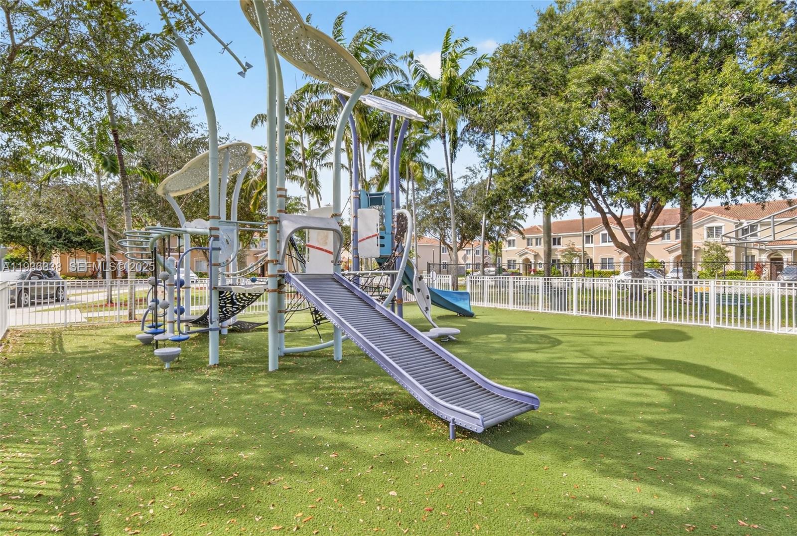 KEYS GARDEN - Residential