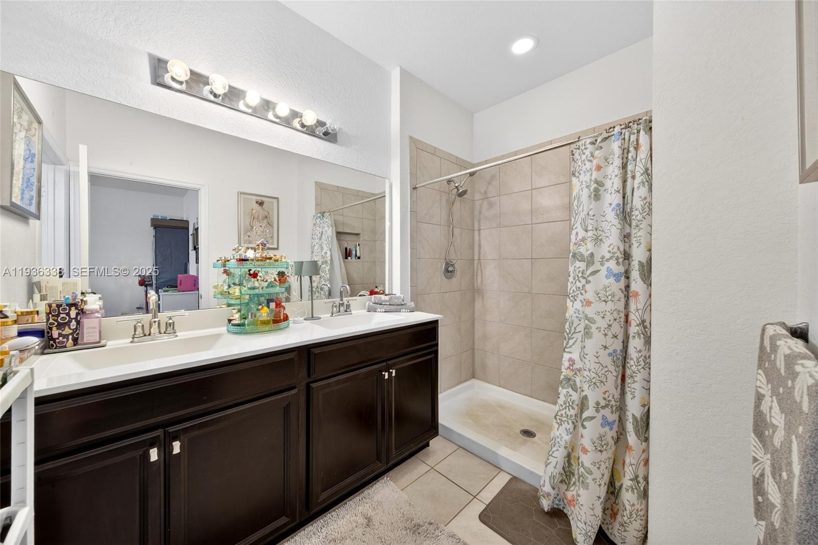 KEYS GARDEN - Residential