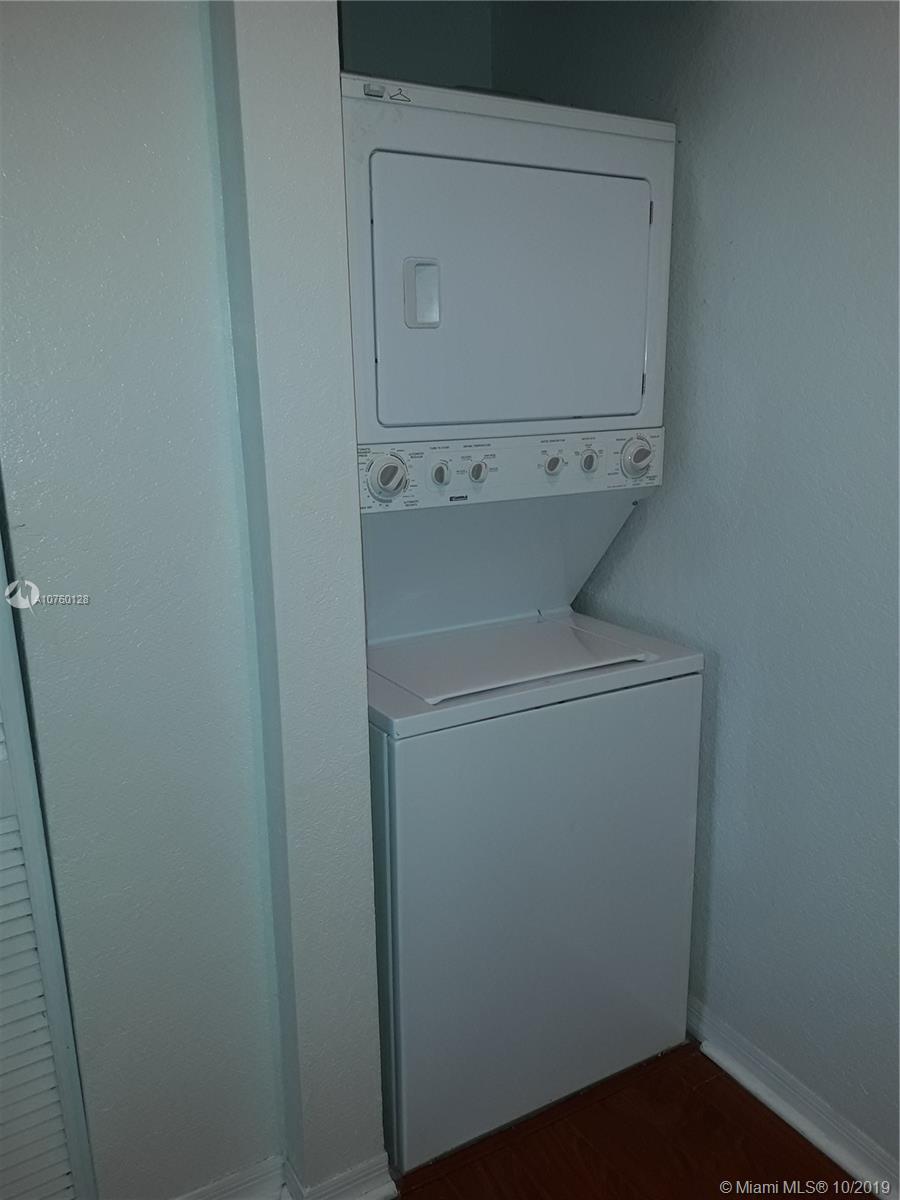 LAS TERRAZAS AT VIZCAYA C - Residential Lease