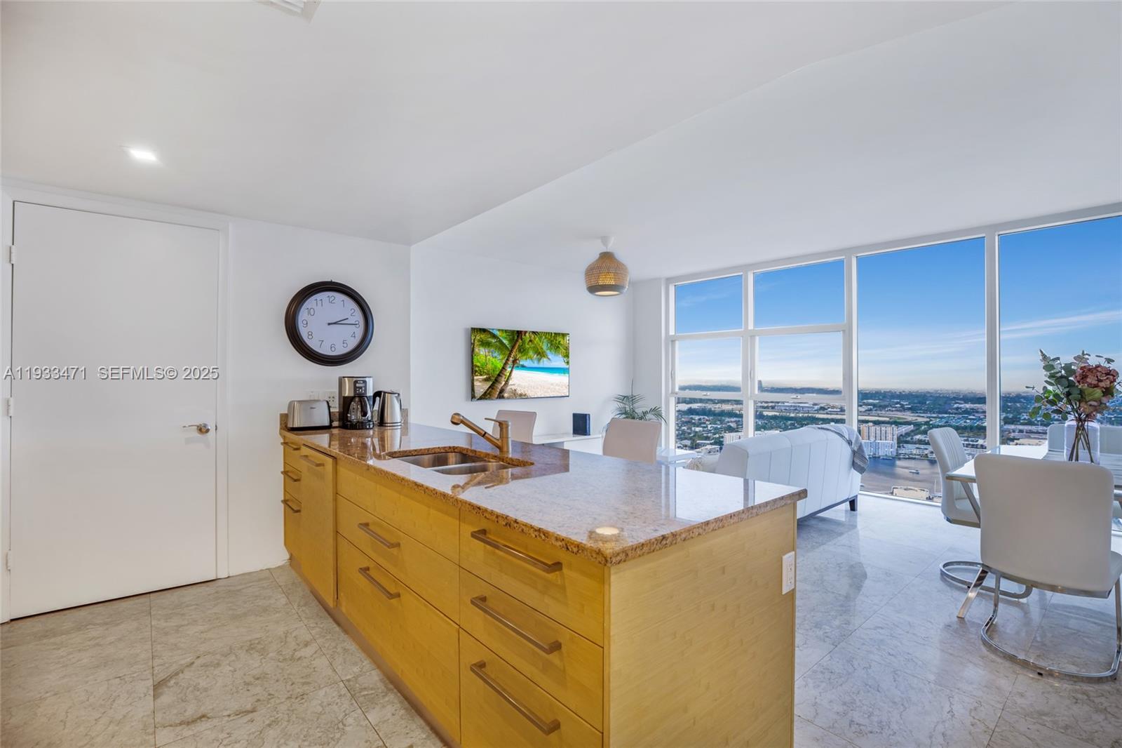 1830 S Ocean Dr 4707