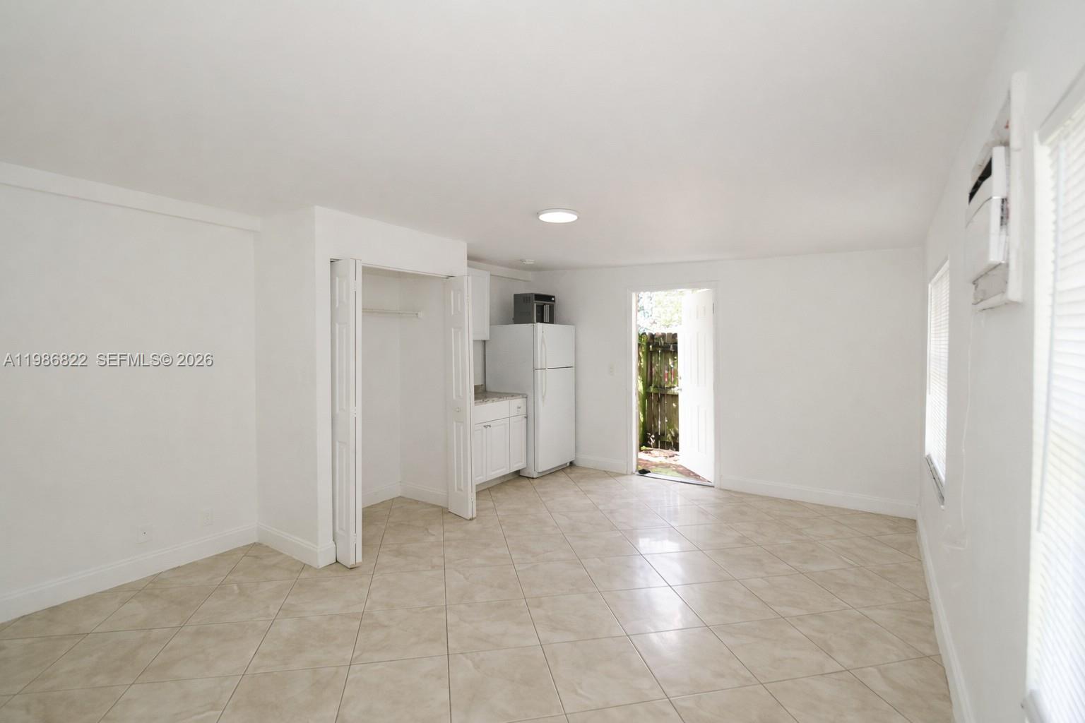 MIAMI GARDENS ESTATES SEC - Residential Lease