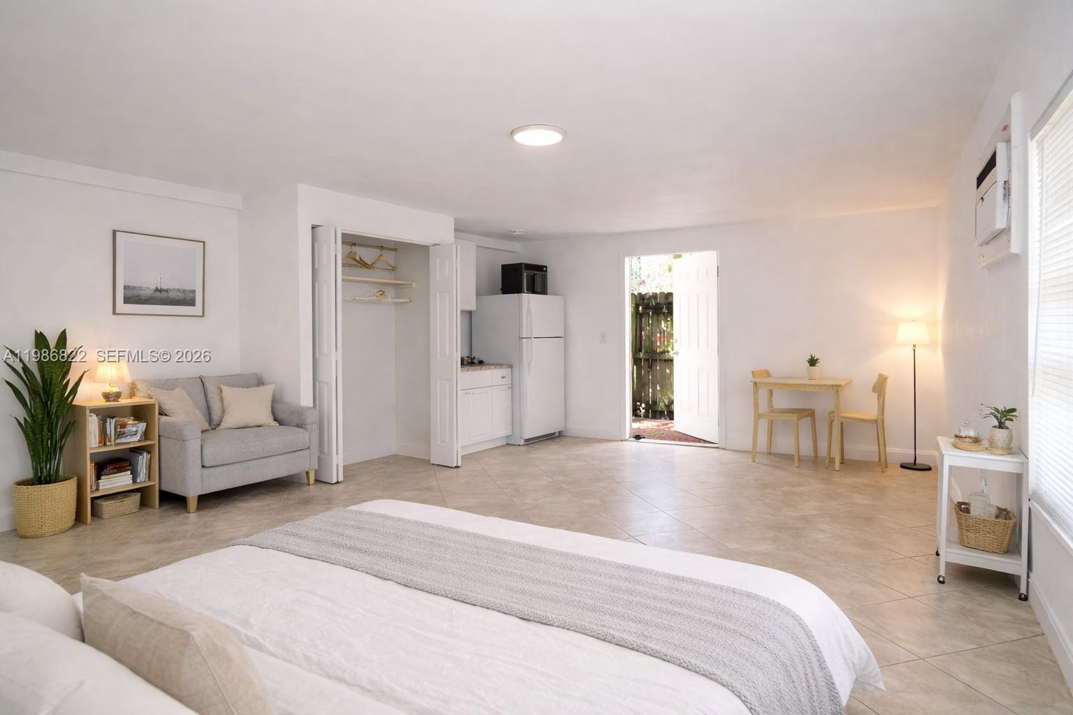 MIAMI GARDENS ESTATES SEC - Residential Lease