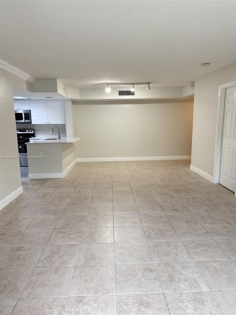 EVERGREEN LAKES CONDO - Residential Lease