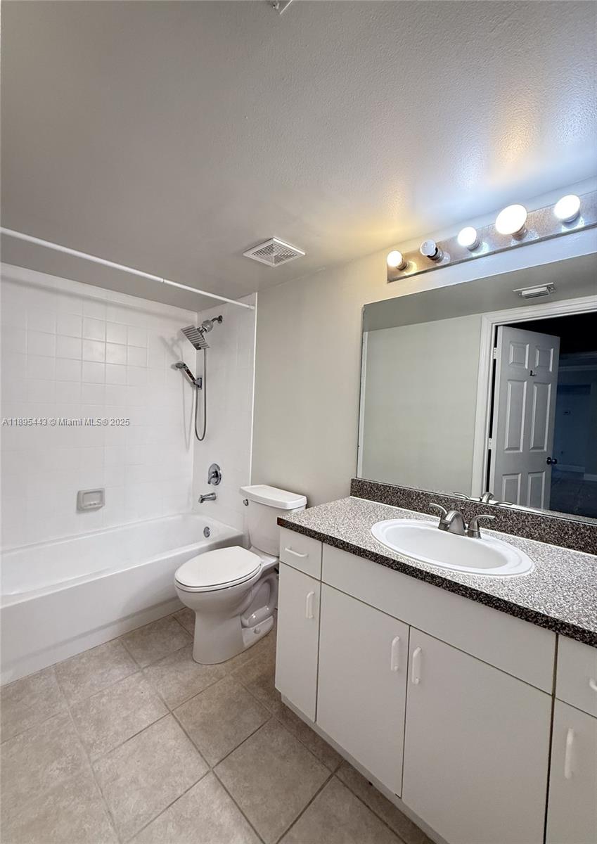 EVERGREEN LAKES CONDO - Residential Lease