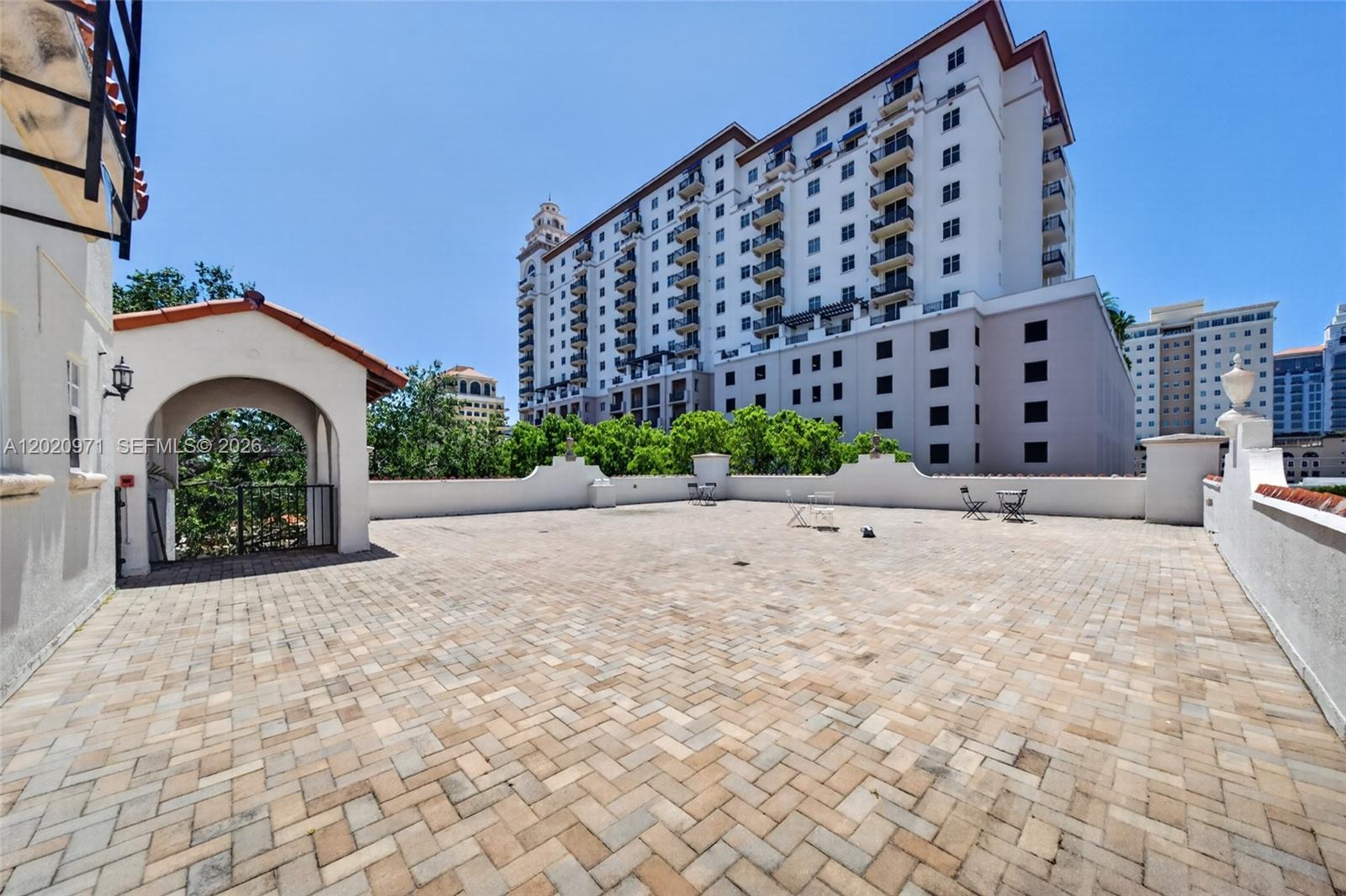 THE GALLERY PLAZA CONDO - Residential