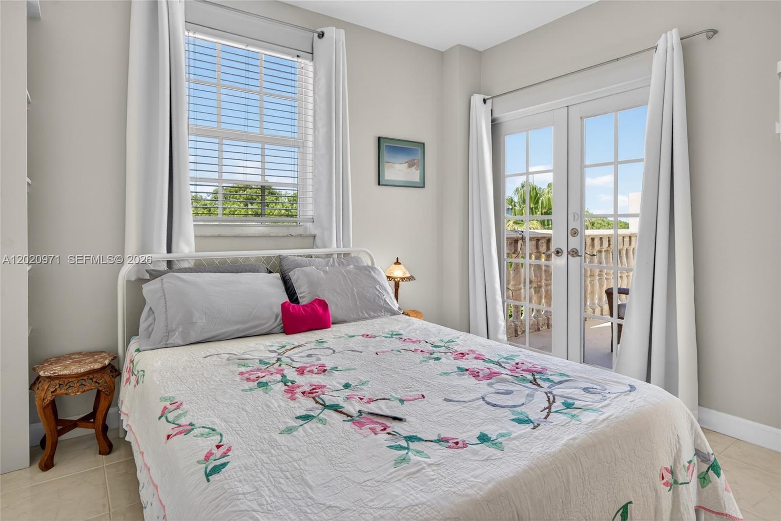 THE GALLERY PLAZA CONDO - Residential