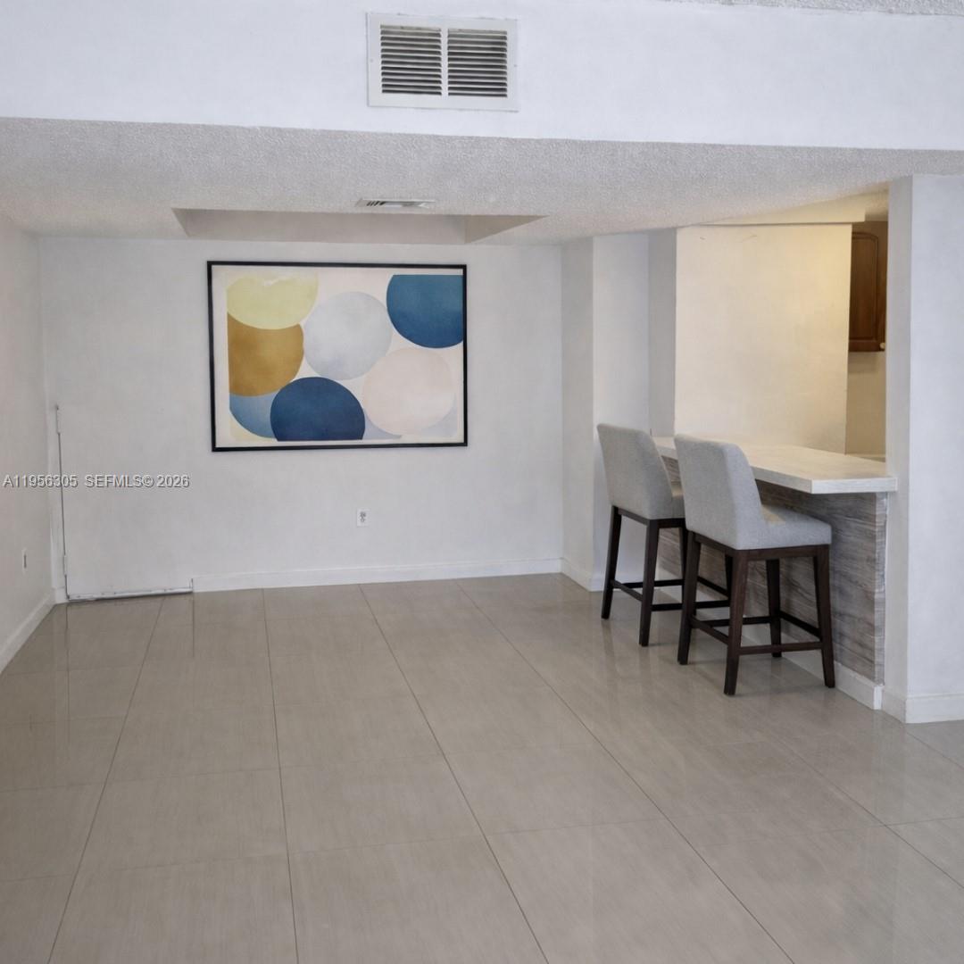 PEPPERMILL KENDALE LKS W - Residential