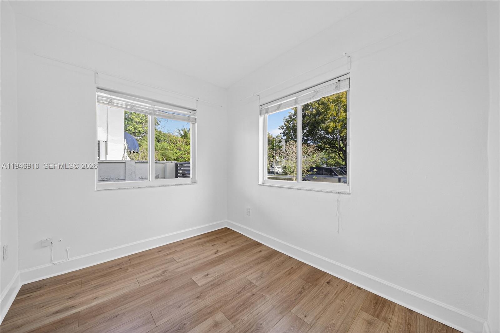 BRICKELL HAMMOCK UNIT NO - Residential