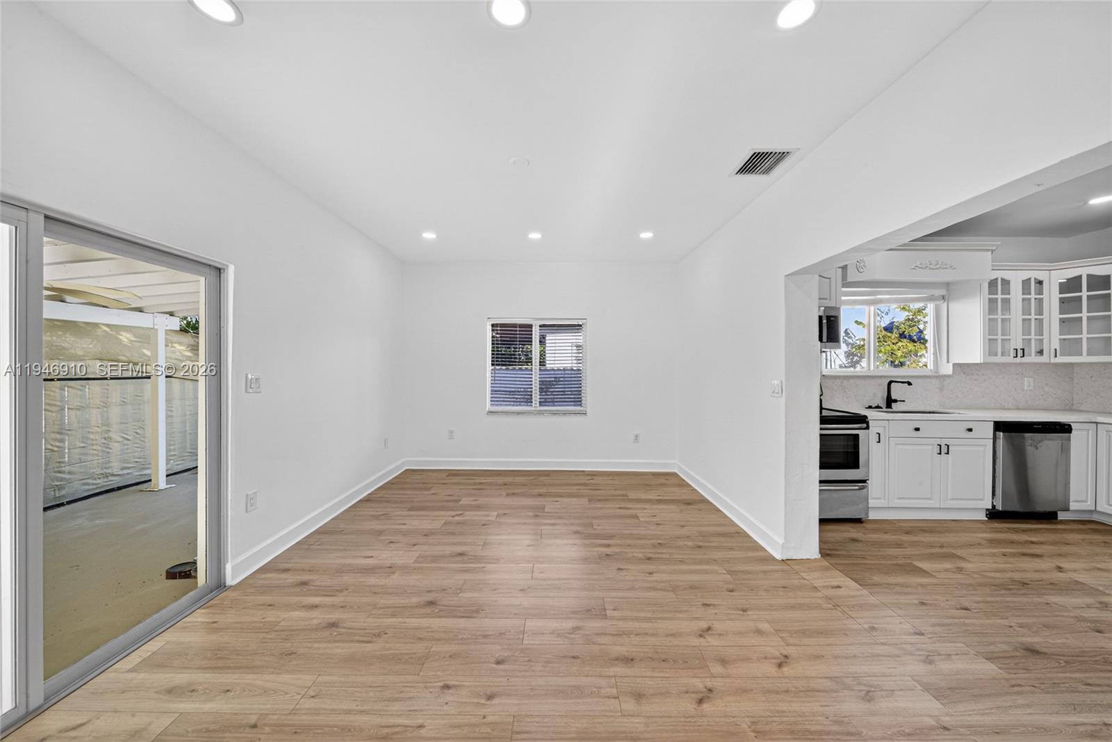 BRICKELL HAMMOCK UNIT NO - Residential