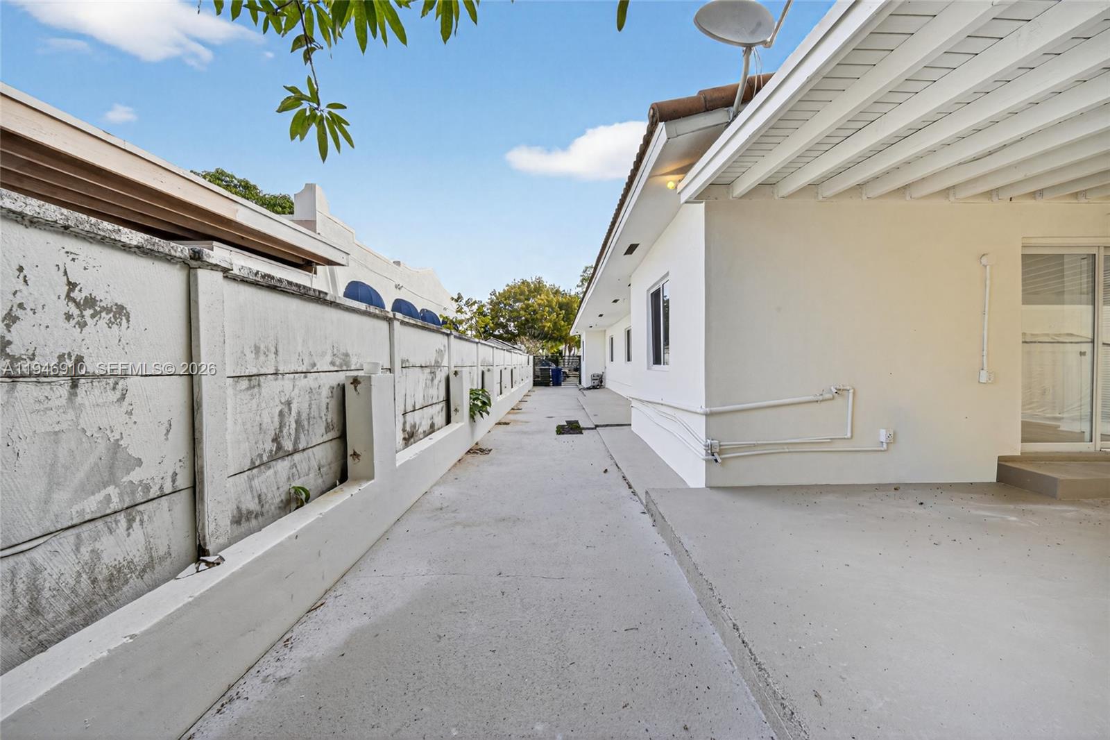 BRICKELL HAMMOCK UNIT NO - Residential