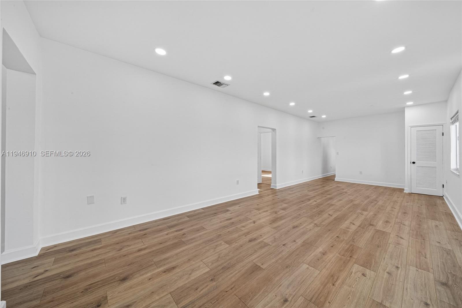 BRICKELL HAMMOCK UNIT NO - Residential