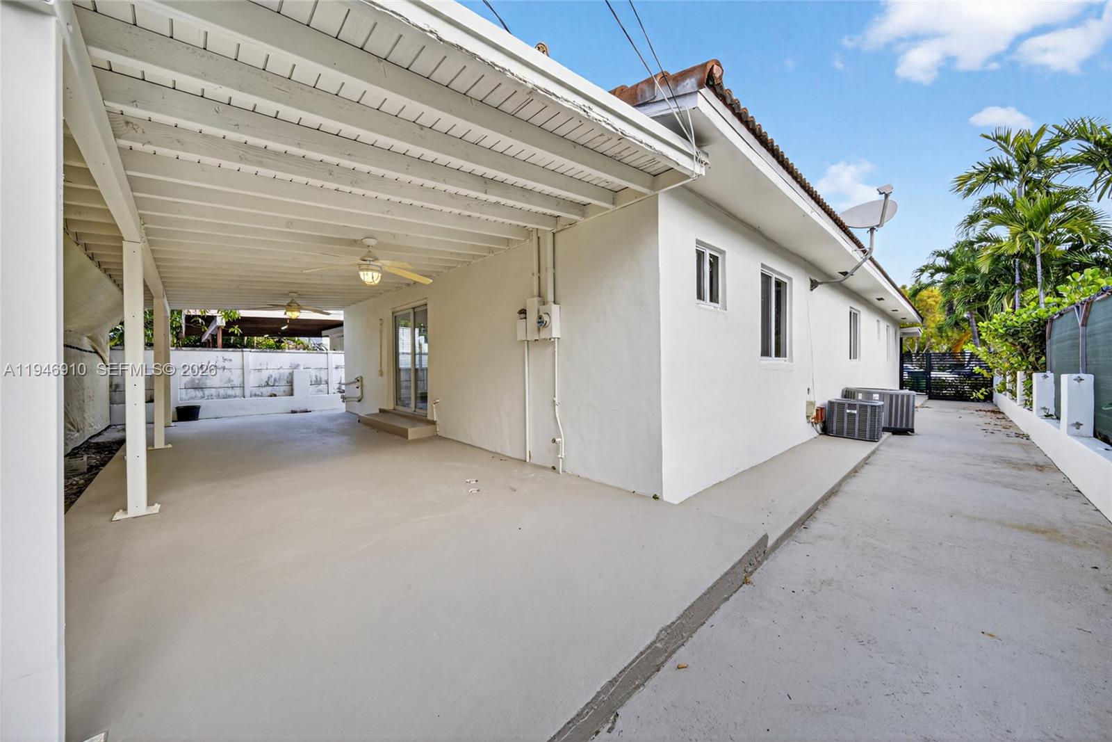 BRICKELL HAMMOCK UNIT NO - Residential