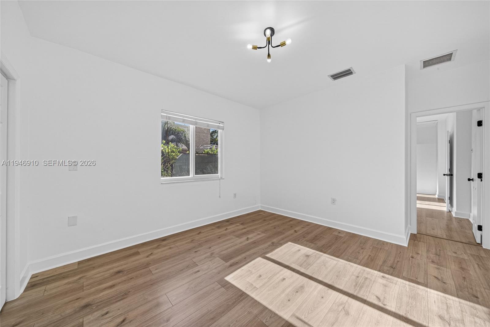 BRICKELL HAMMOCK UNIT NO - Residential