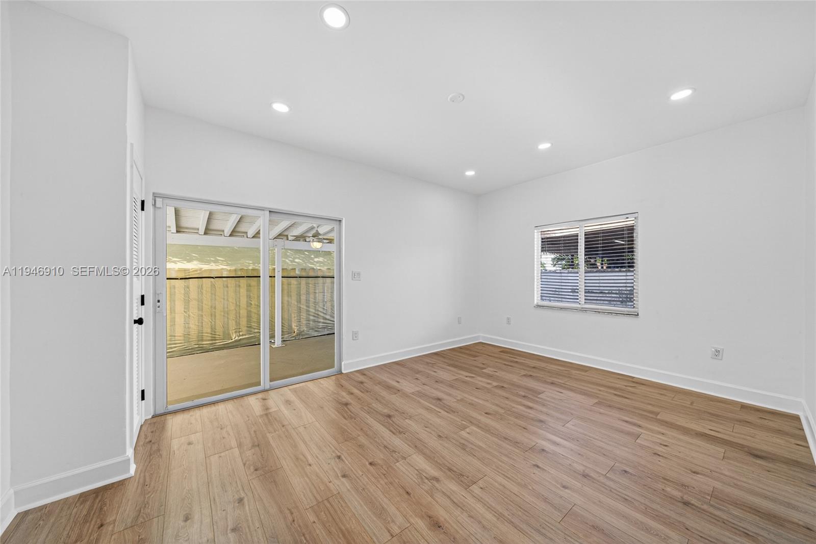 BRICKELL HAMMOCK UNIT NO - Residential