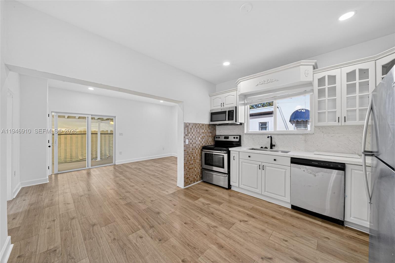 BRICKELL HAMMOCK UNIT NO - Residential