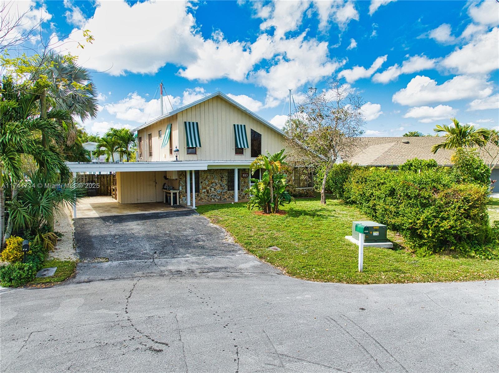 1613 SW 17th Ave