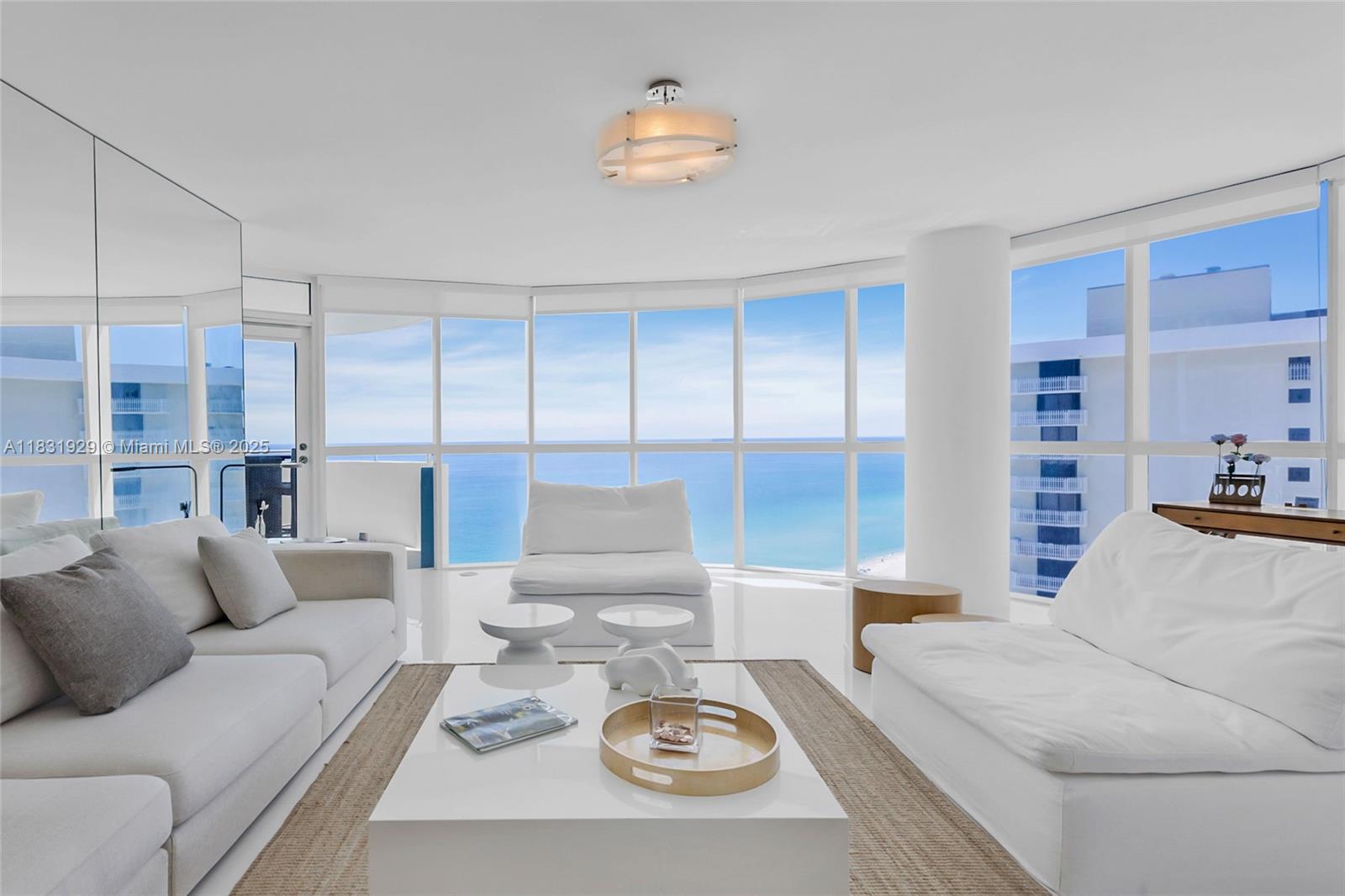 6301 Collins Ave 2103