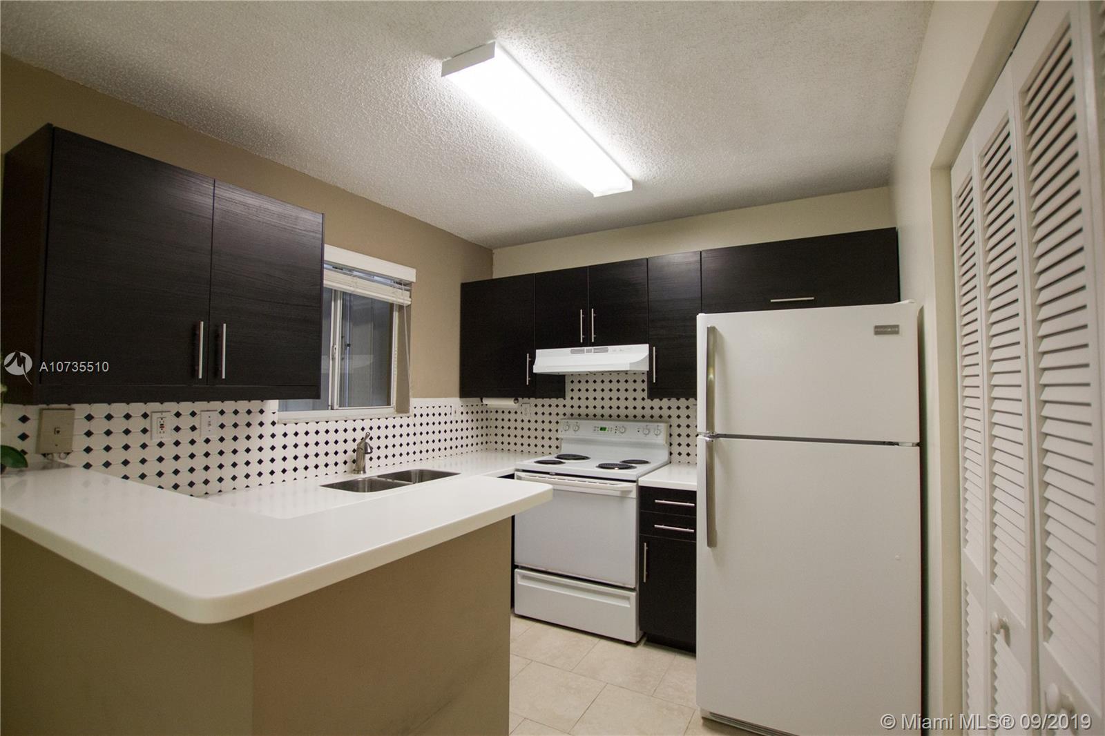 VISTA ALEGRE TOWNHOMES VI - Residential Lease