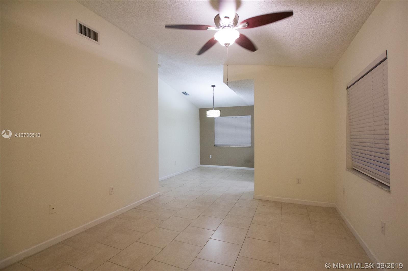 VISTA ALEGRE TOWNHOMES VI - Residential Lease