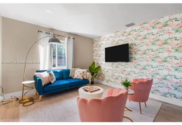 HOLIDAY HEIGHTS - Residential Lease