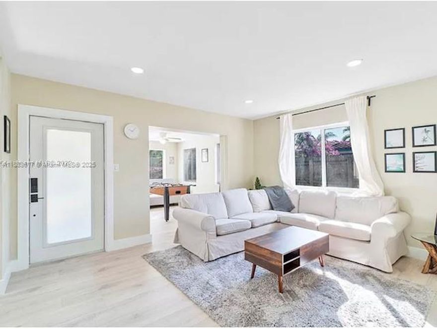 Stunning 3 bedroom plus den, 2 bathroom pool home available for yearly lease. Just couple of miles from the beach, short drive to Las Olas street. Sits on a corner lot  with oversized backyard and pool. Subleasing allowed. No pets.
