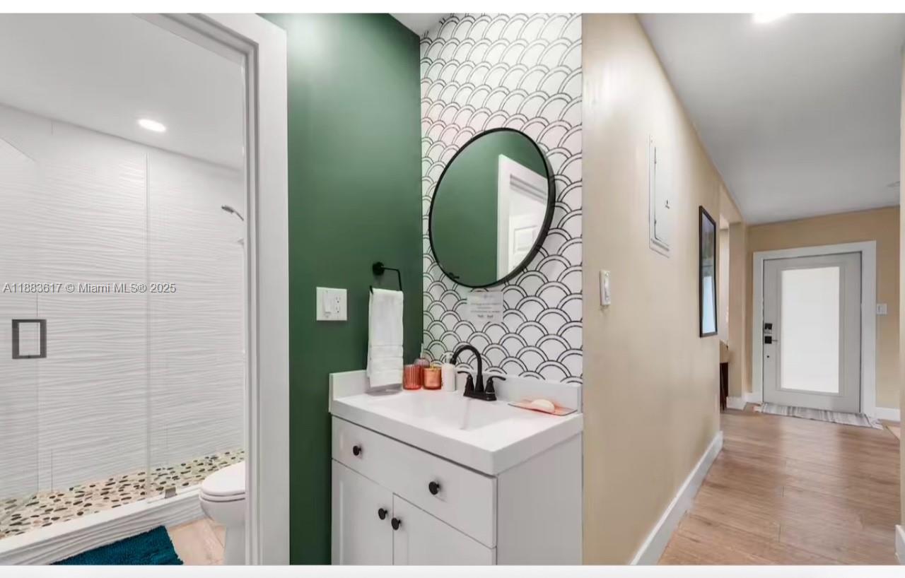 HOLIDAY HEIGHTS - Residential Lease