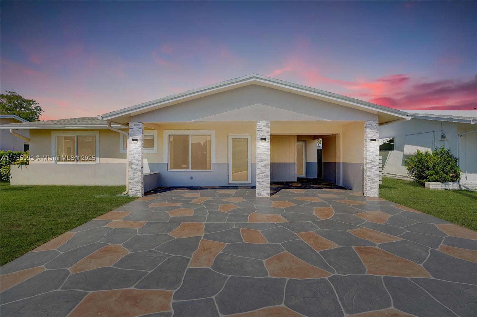 Property for Sale at 2927 Nw 46th St, Tamarac, Broward County, Florida - Bedrooms: 2 
Bathrooms: 2  - $424,000