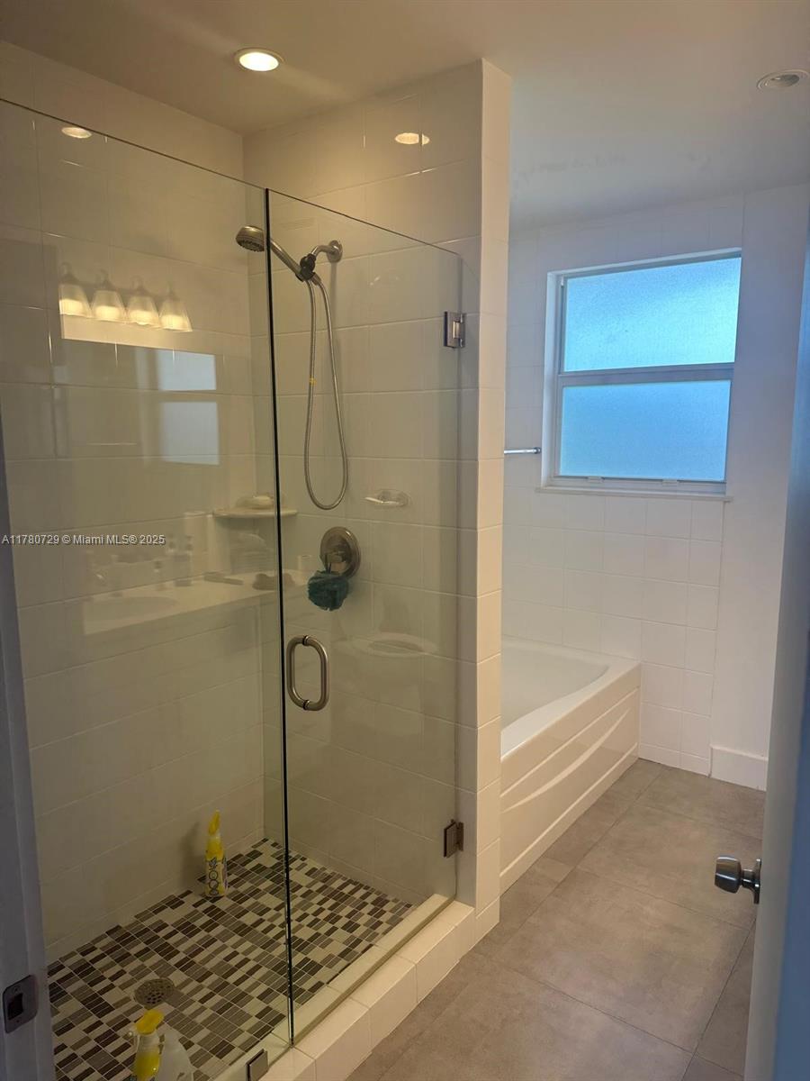 THE DANIA PLACE - Residential