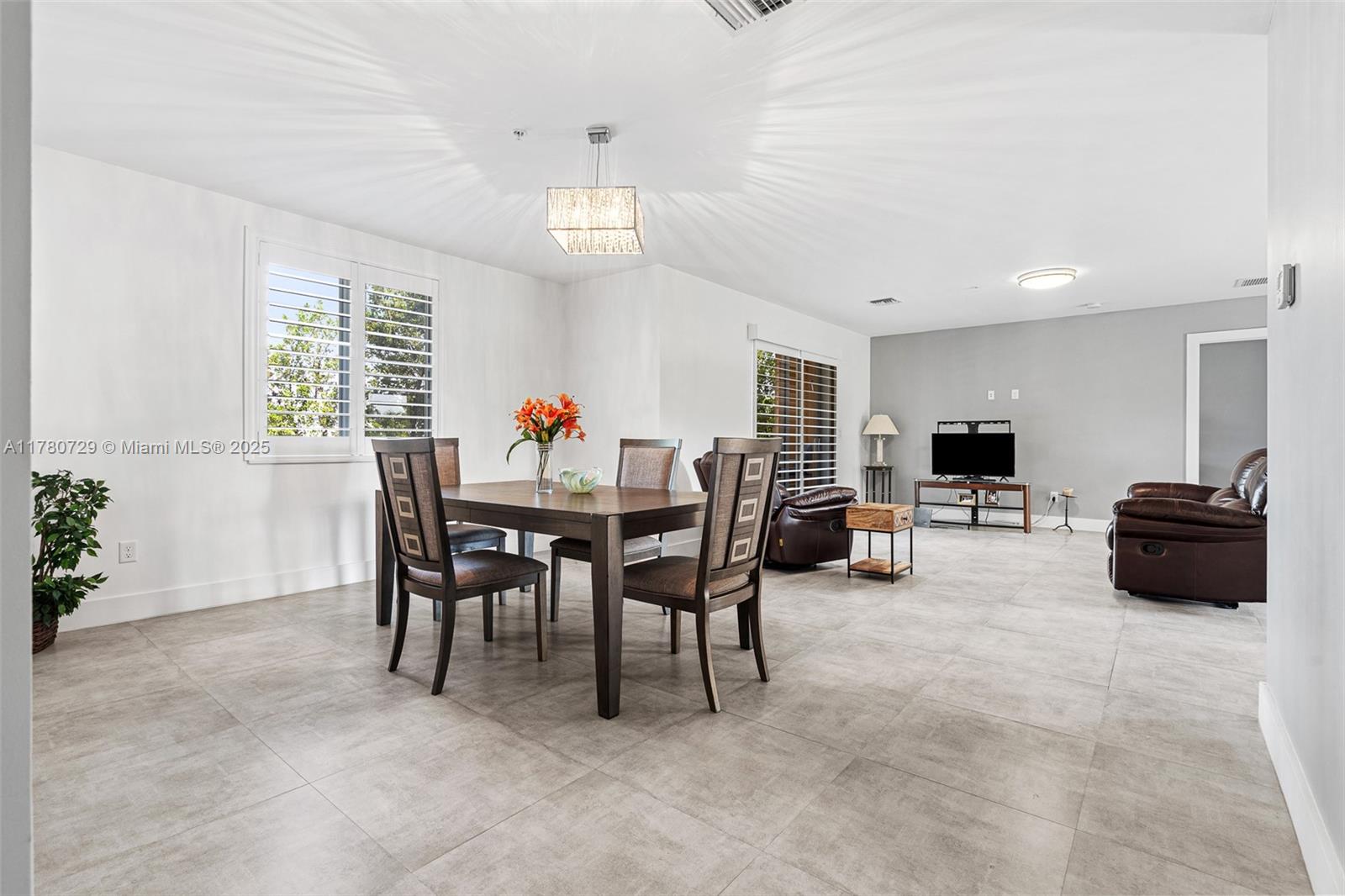 THE DANIA PLACE - Residential