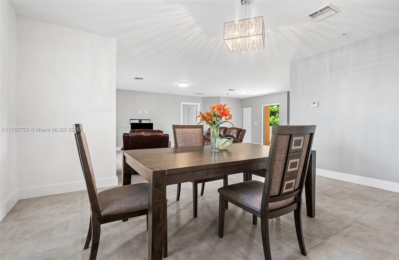 THE DANIA PLACE - Residential